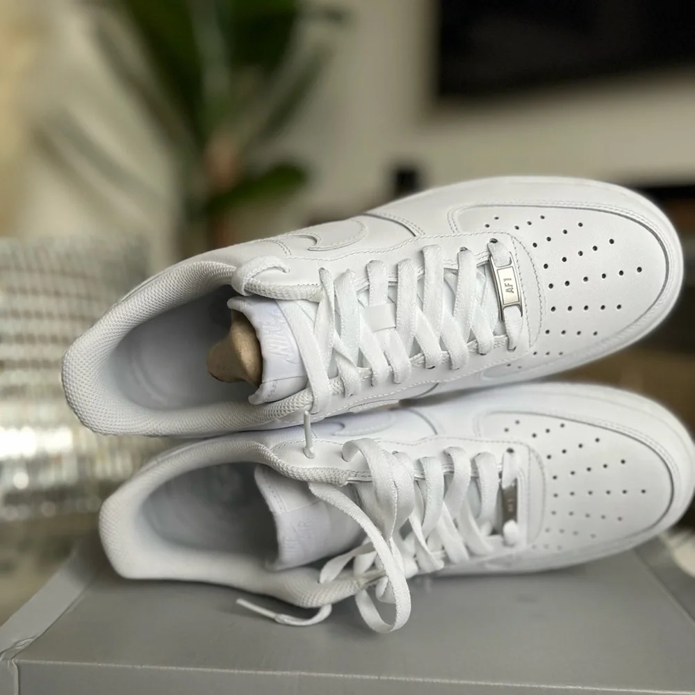 NIKE Air Force 1’s~ NIB - Picture 10 of 14